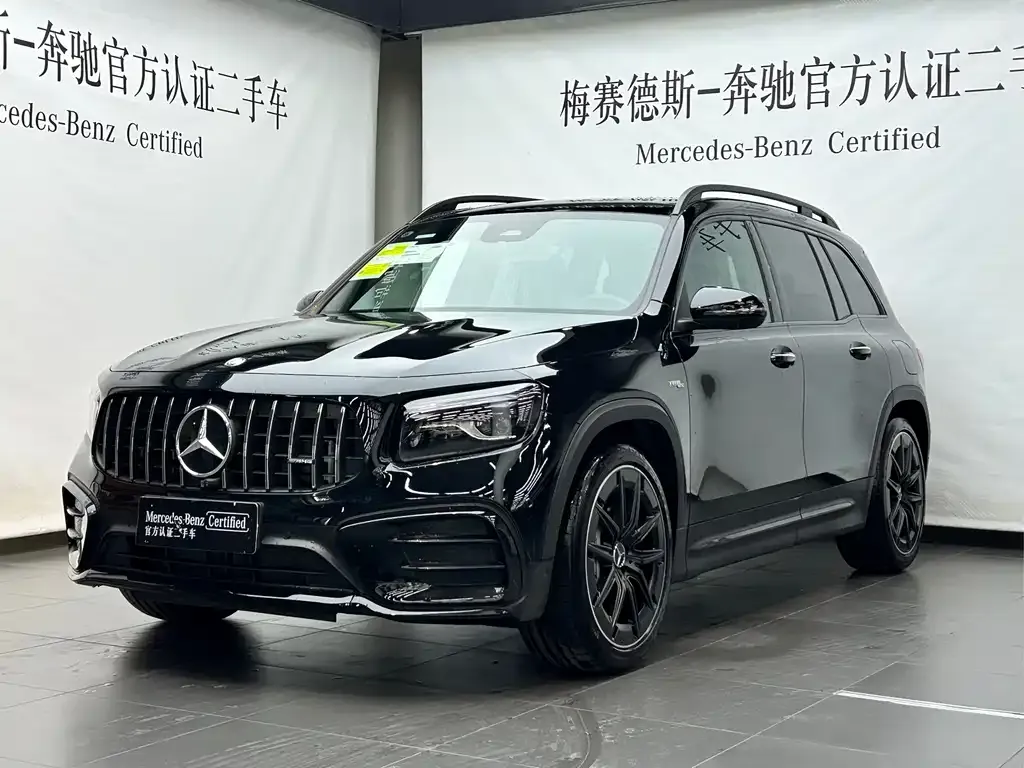 Mercedes-Benz GLB AMG — фото 1