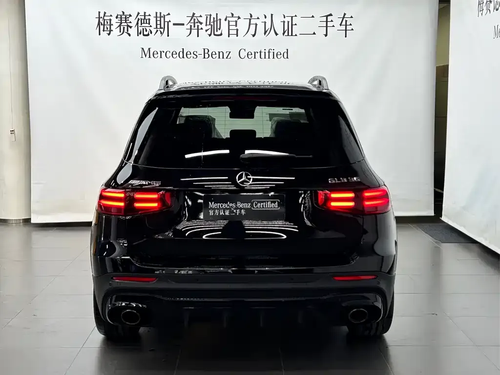 Mercedes-Benz GLB AMG — фото 5
