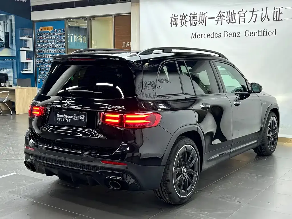 Mercedes-Benz GLB AMG — фото 3