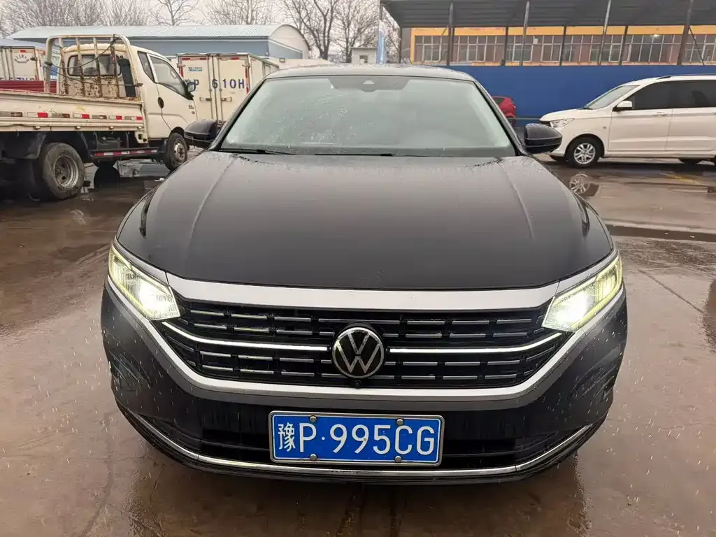 Volkswagen Passat — фото 3