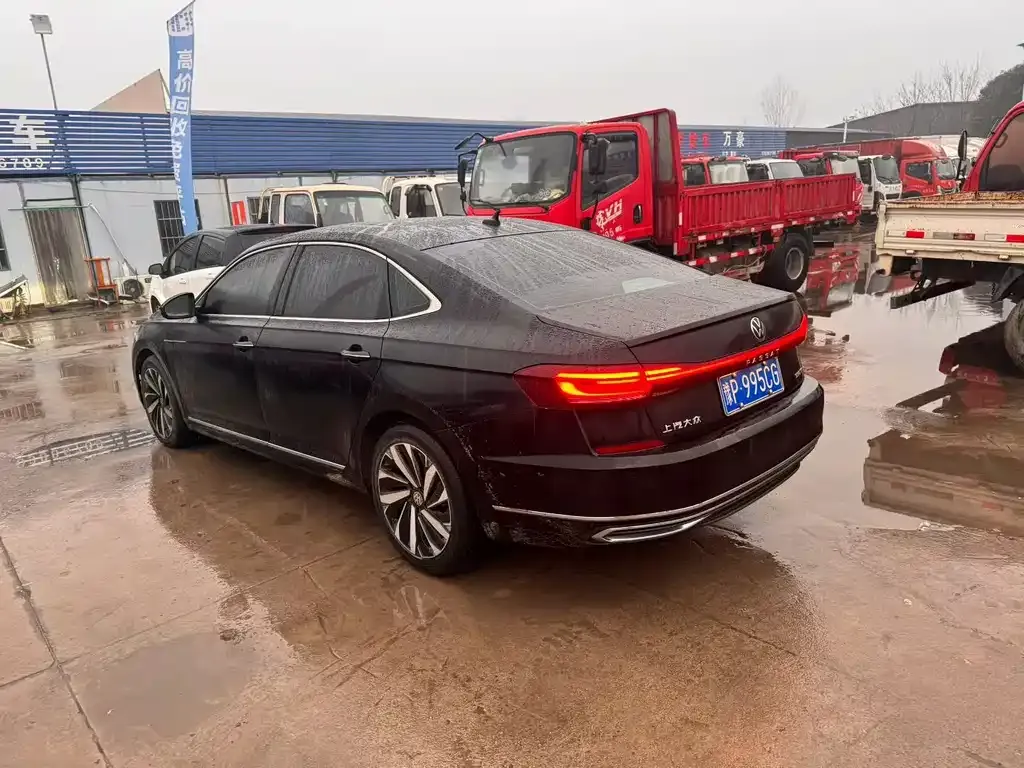 Volkswagen Passat — фото 4