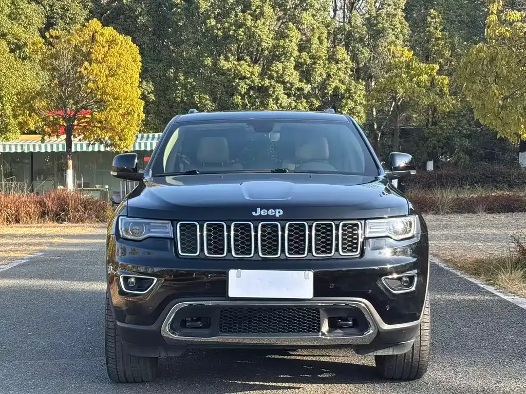Jeep Grand Cherokee (Import) — фото 8