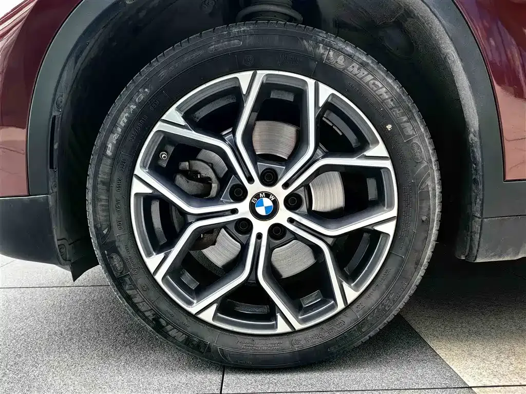 BMW X1 — фото 10