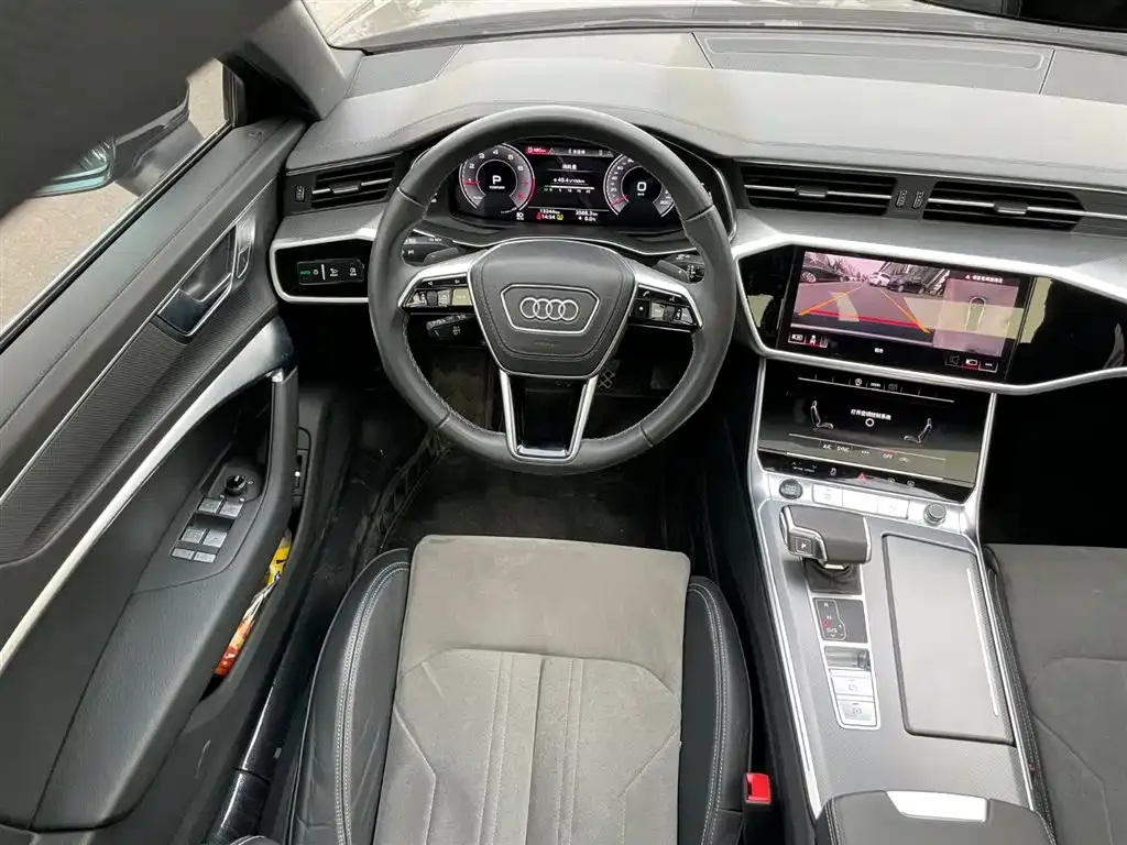 Audi A6L — фото 5