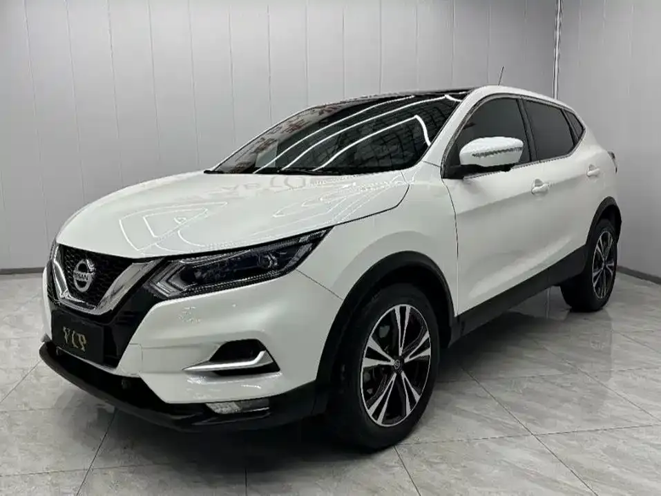 Nissan Qashqai — фото 1