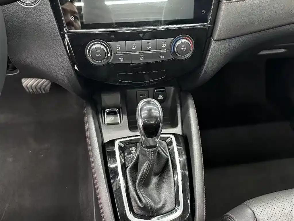 Nissan Qashqai — фото 3
