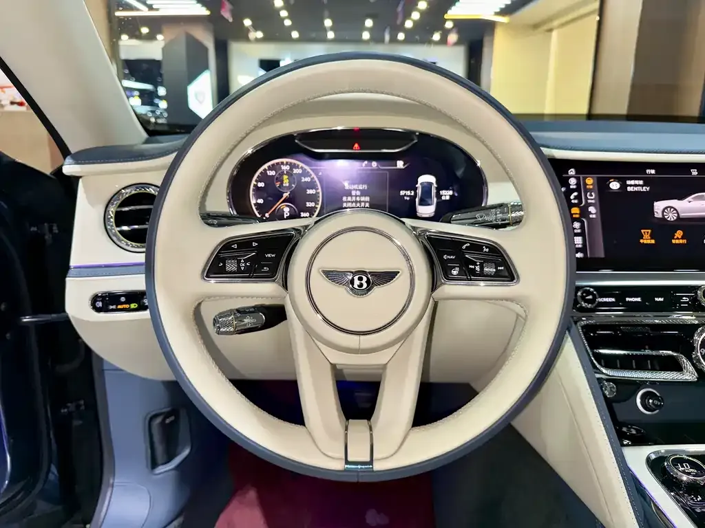 Bentley Flying Spur — фото 8