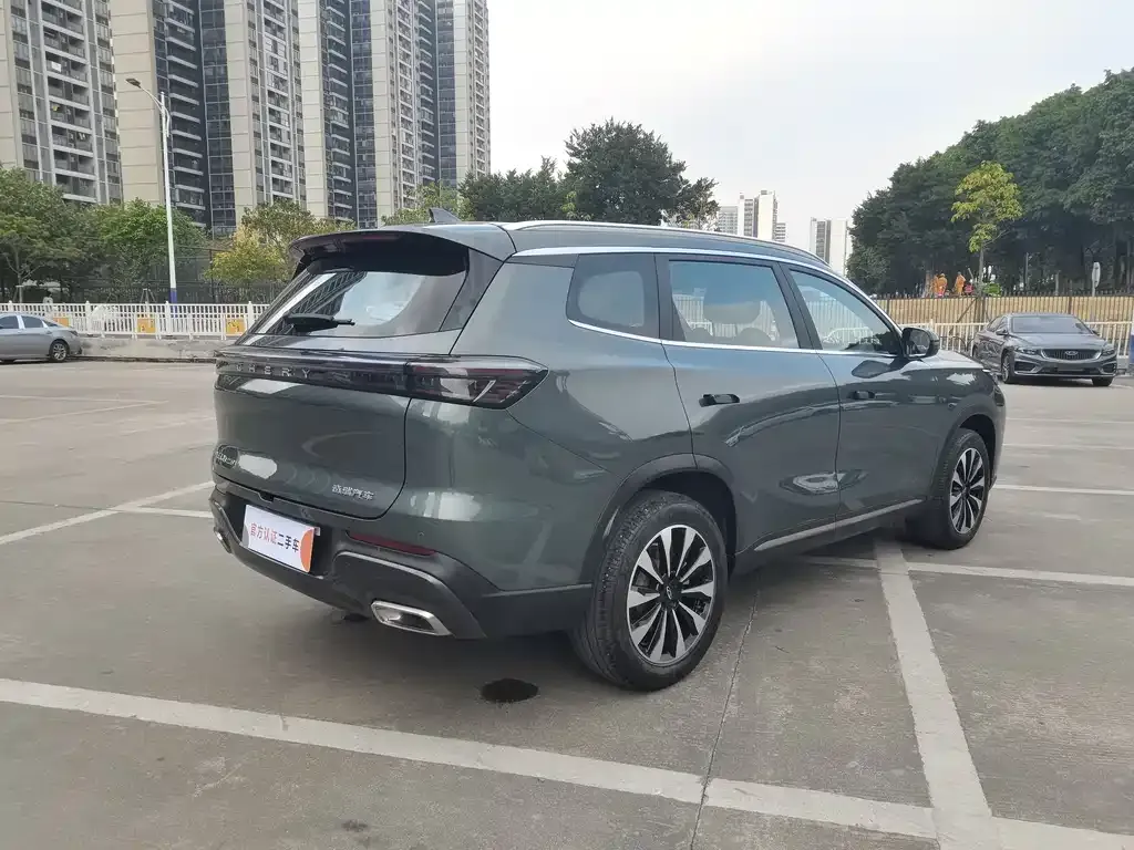 Chery Tiggo 8 PLUS — фото 5