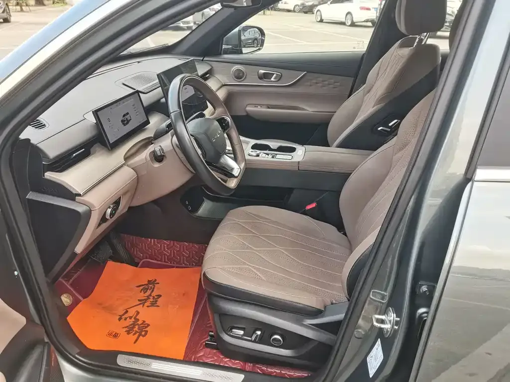 Chery Tiggo 8 PLUS — фото 9