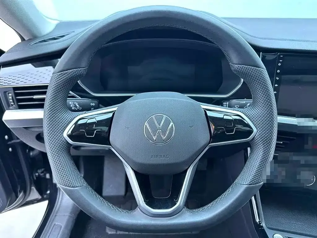 Volkswagen Passat — фото 6