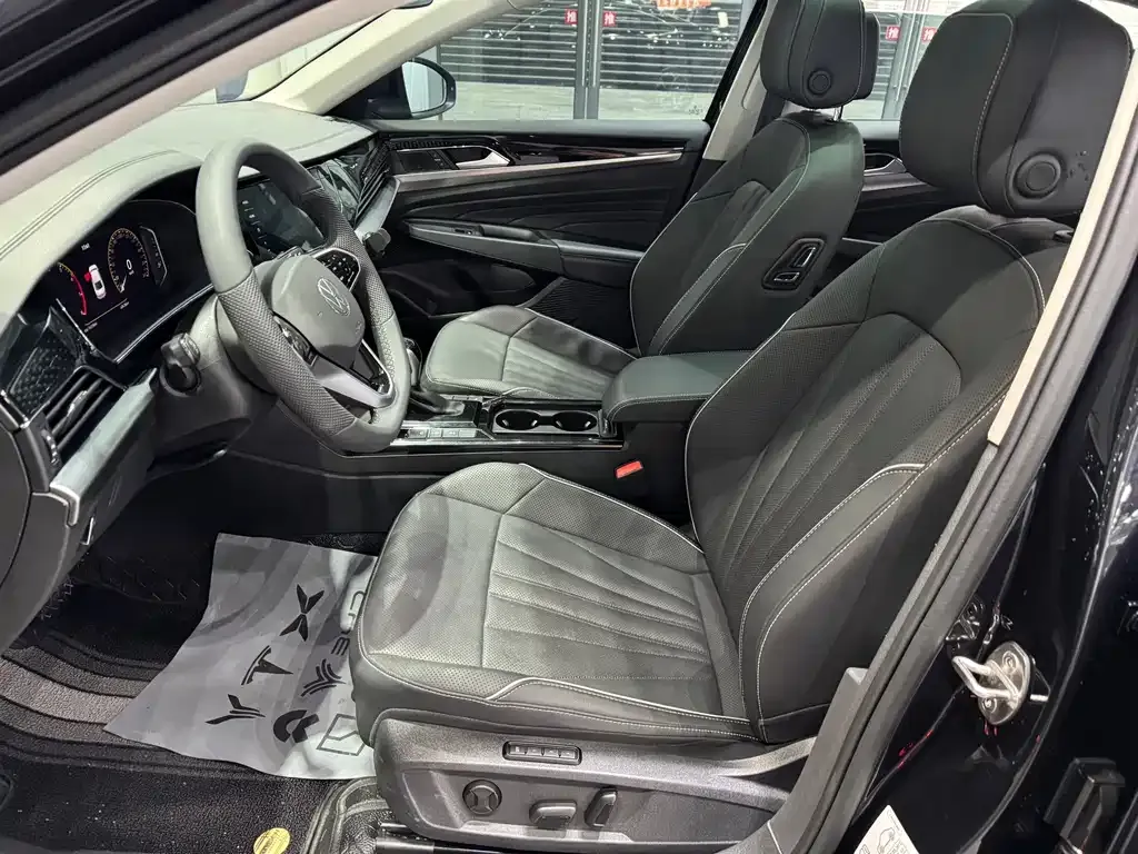 Volkswagen Passat — фото 10