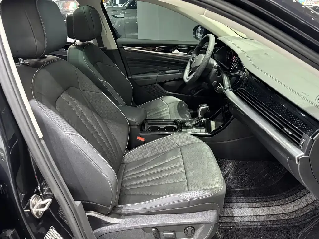 Volkswagen Passat — фото 4