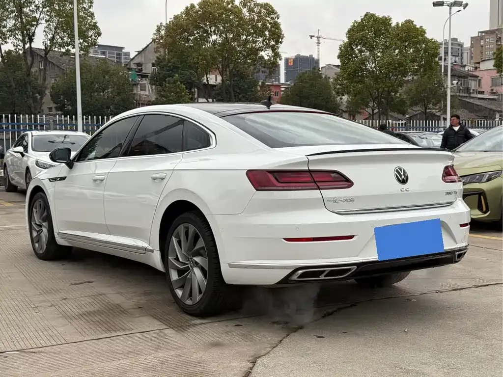 Volkswagen CC — фото 8