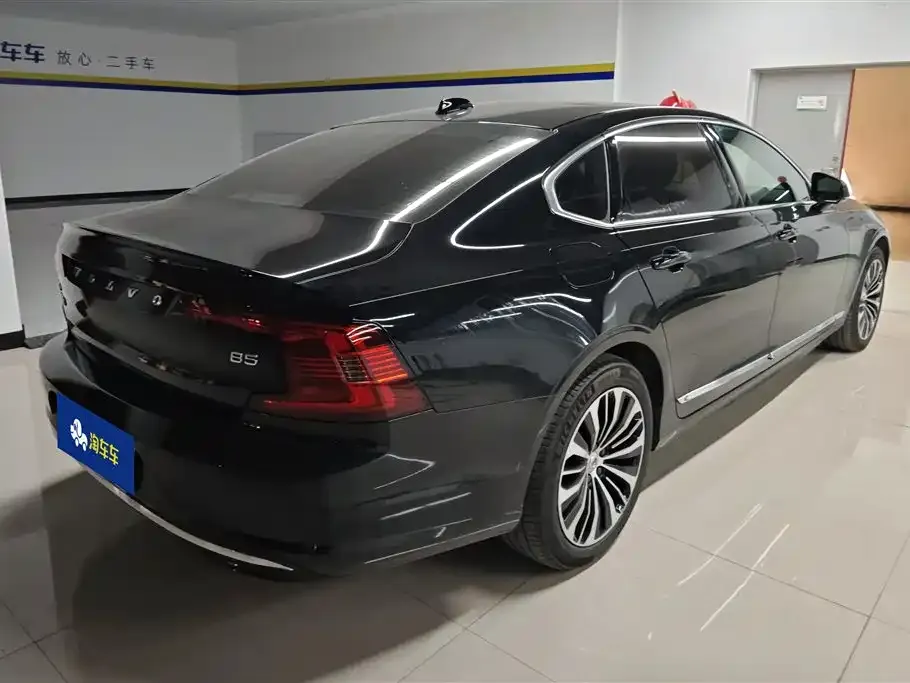 Volvo S90 — фото 7