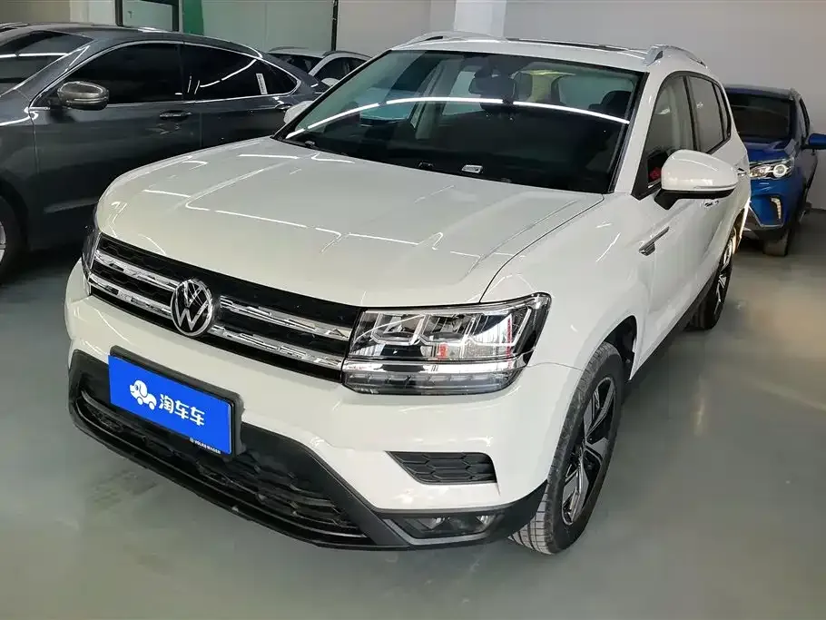 Volkswagen Tharu — фото 1