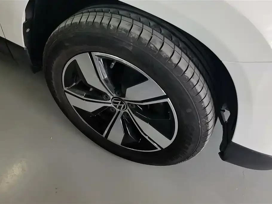 Volkswagen Tharu — фото 8
