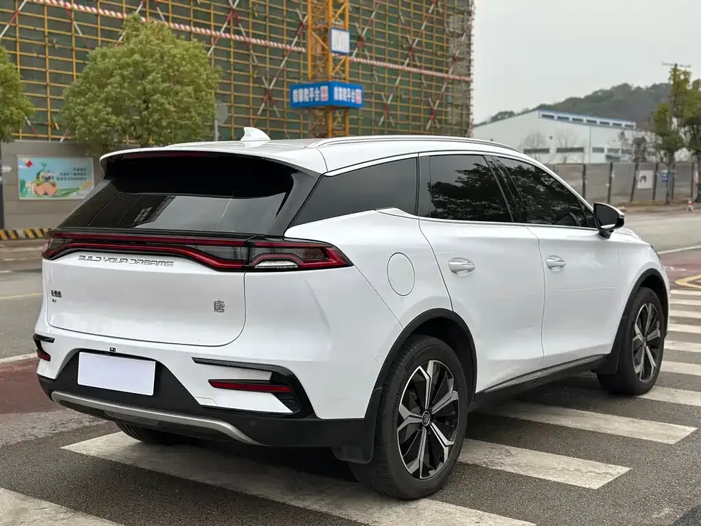 BYD Tang New Energy — фото 2