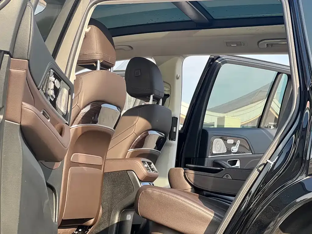 Mercedes-Benz GLS — фото 4