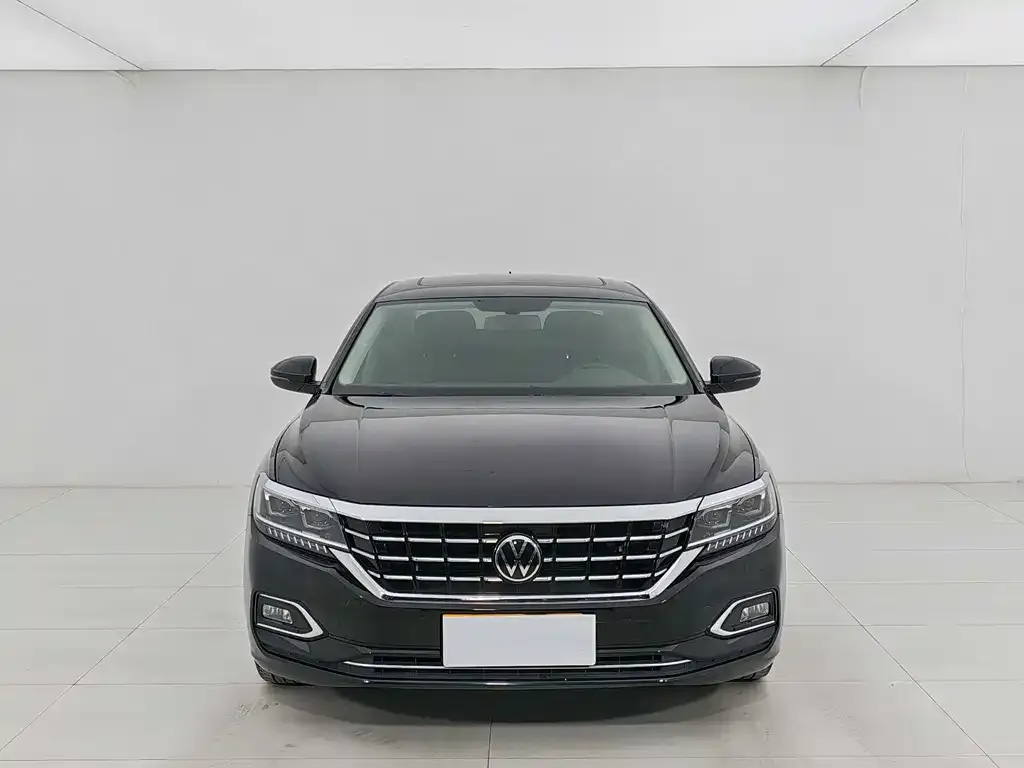 Volkswagen Passat — фото 4
