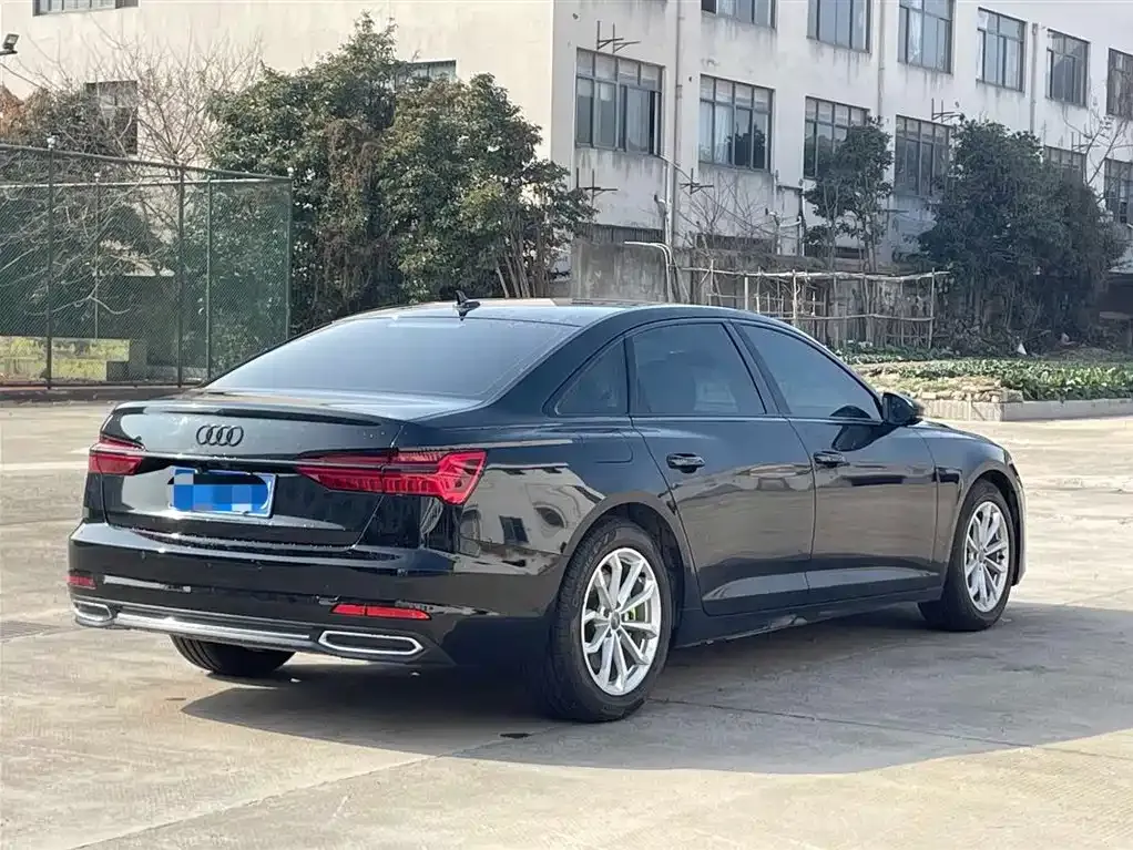 Audi A6L — фото 3