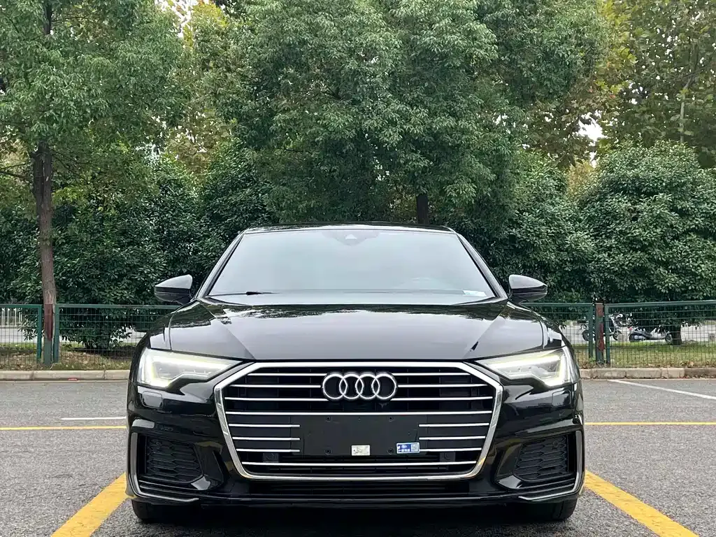 Audi A6L — фото 7