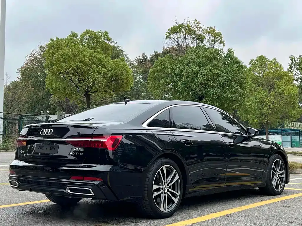 Audi A6L — фото 6