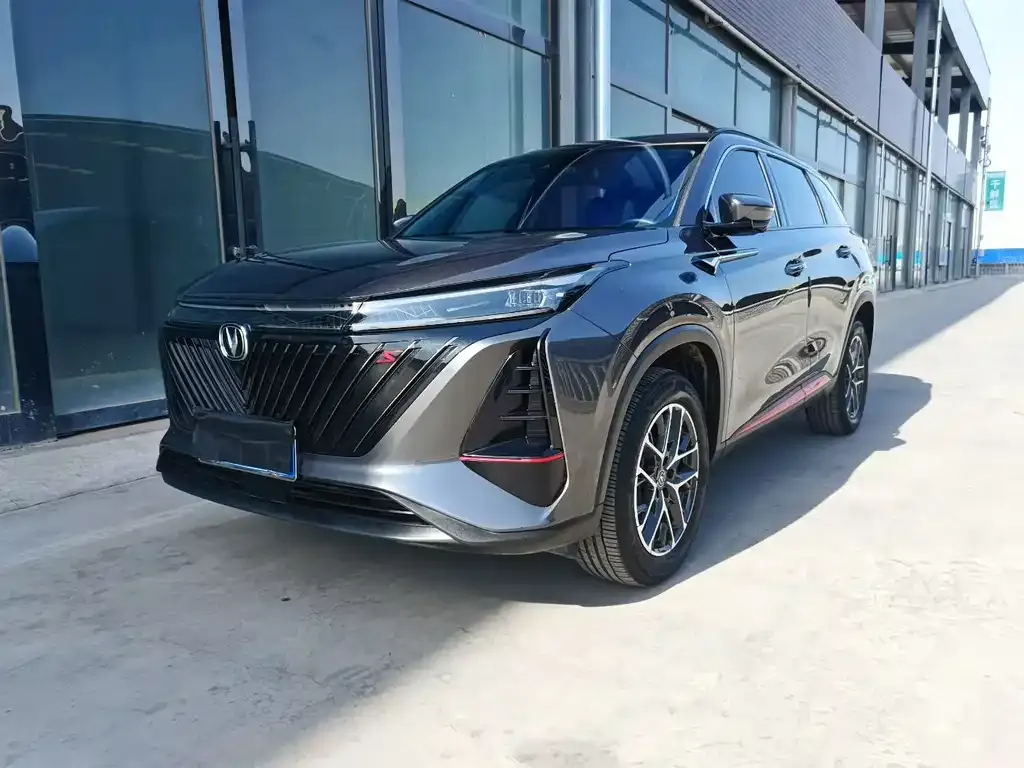 Changan CS75PLUS — фото 1