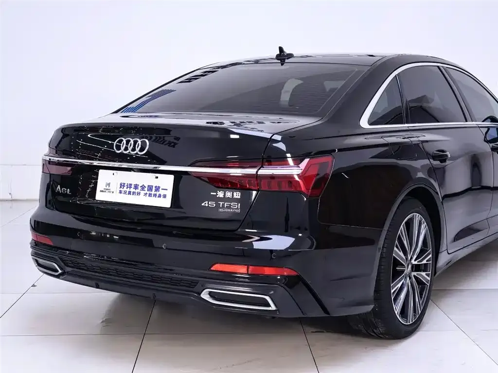 Audi A6L — фото 5