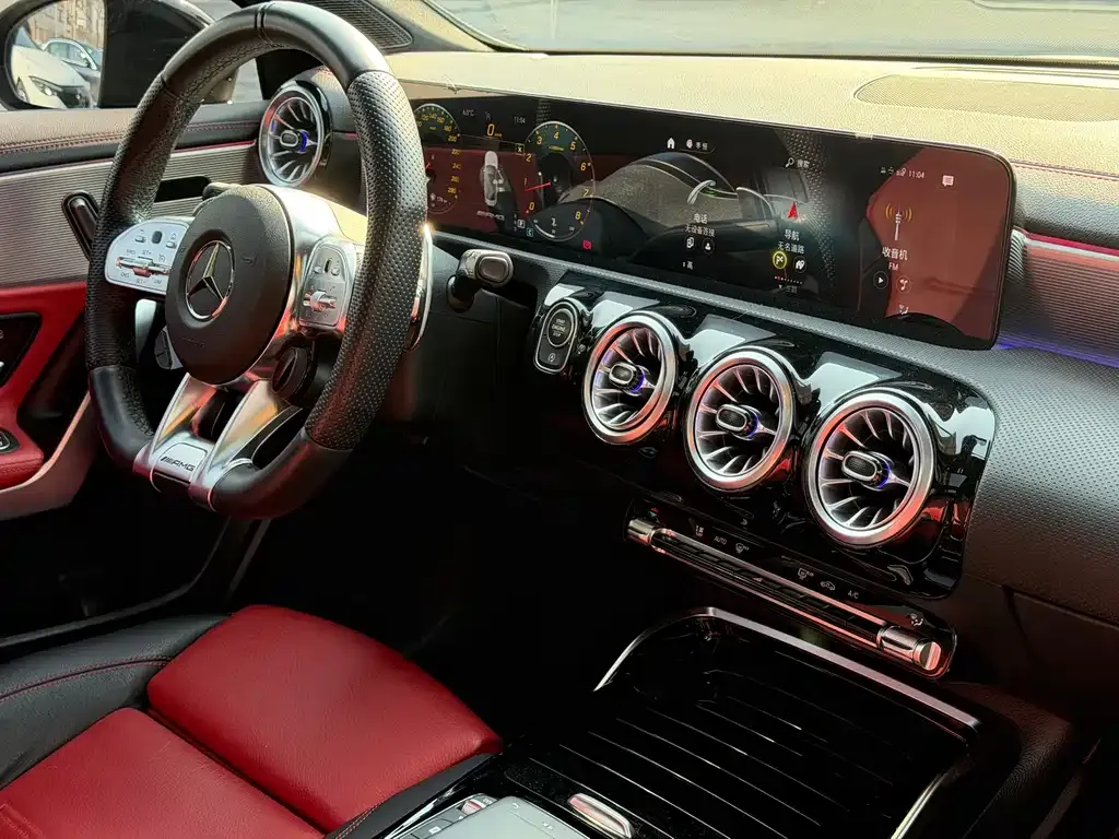 Mercedes-Benz A-Class AMG — фото 2
