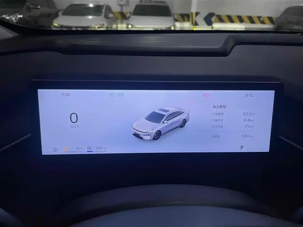 Geely Galaxy L6 — фото 6
