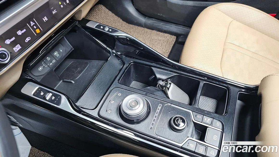 Kia Sorento — фото 8