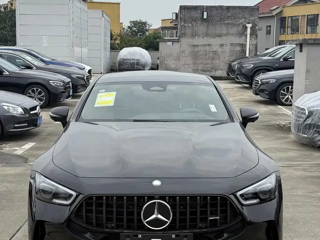 Mercedes-Benz AMG GT — фото 1