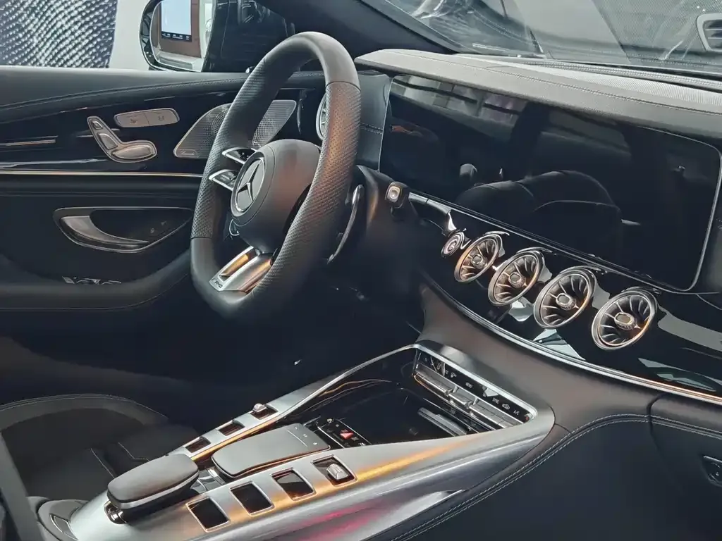 Mercedes-Benz AMG GT — фото 7