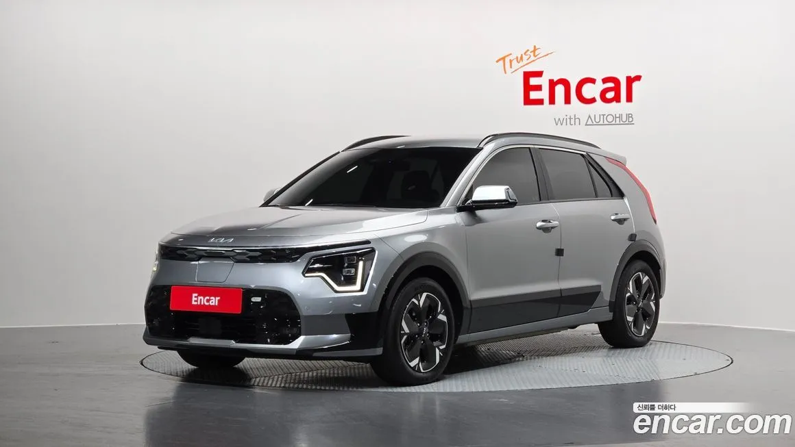 Kia Niro — фото 1