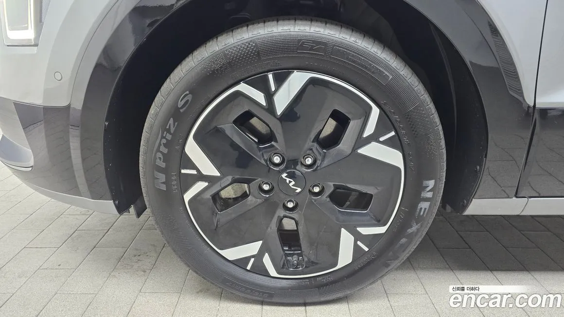 Kia Niro — фото 10