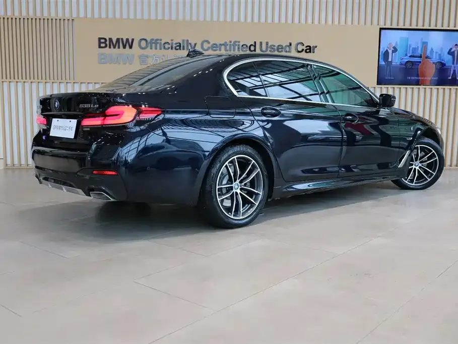 BMW 5 Series New Energy — фото 10
