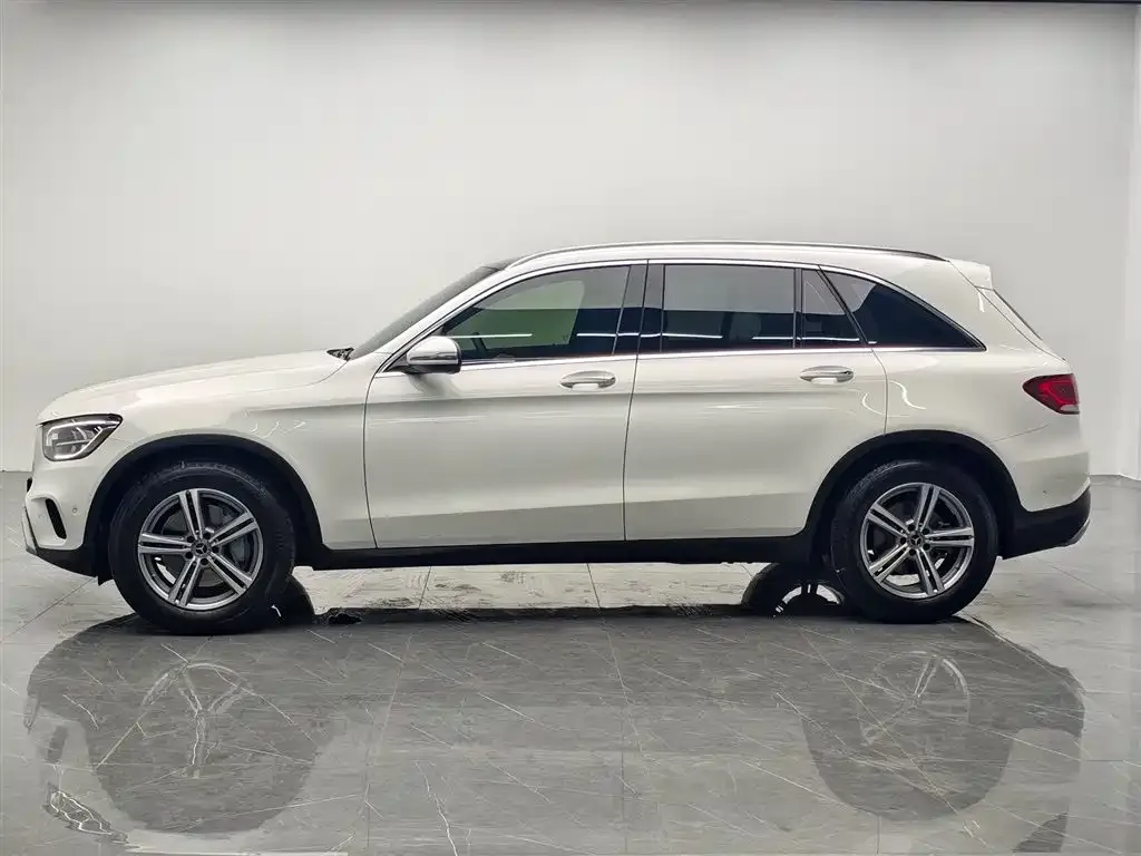 Mercedes-Benz GLC — фото 6