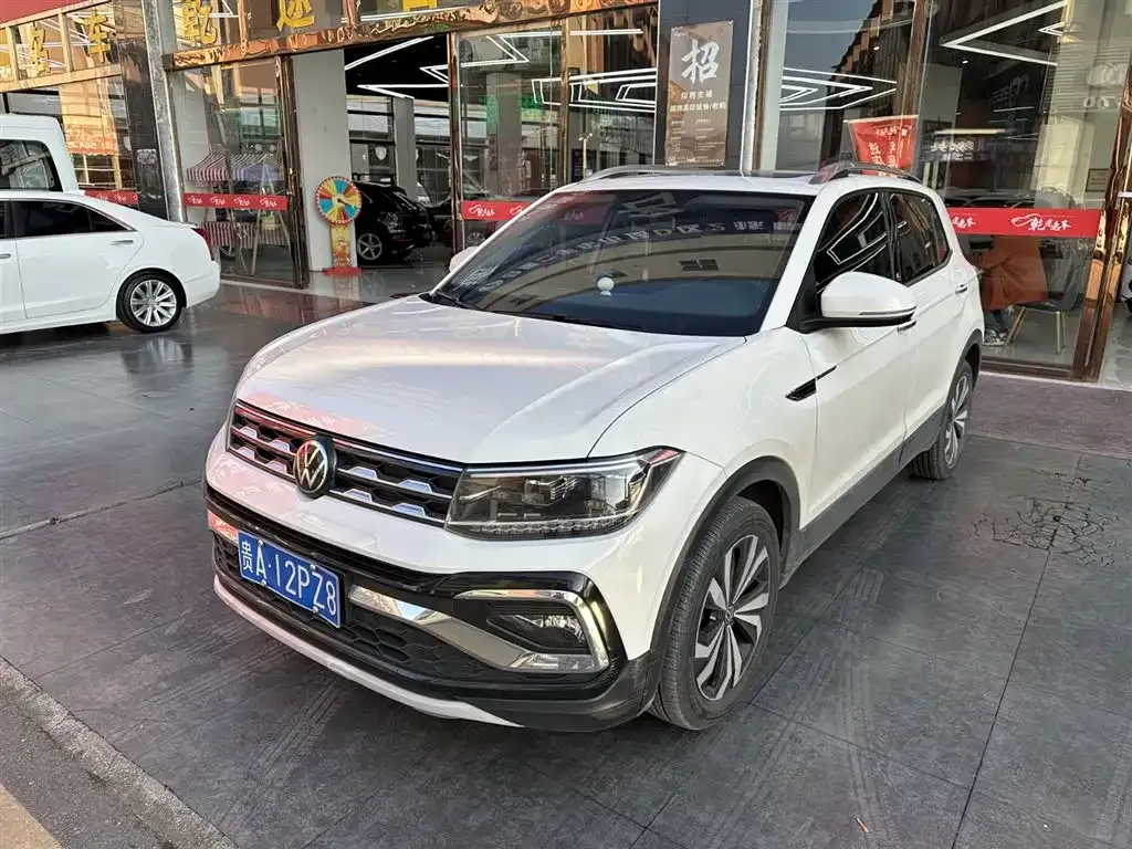 Volkswagen T-Cross — фото 1