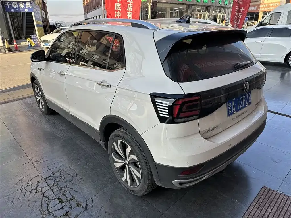 Volkswagen T-Cross — фото 9