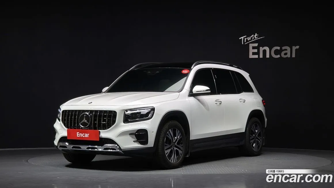Mercedes-Benz GLB-Class — фото 1