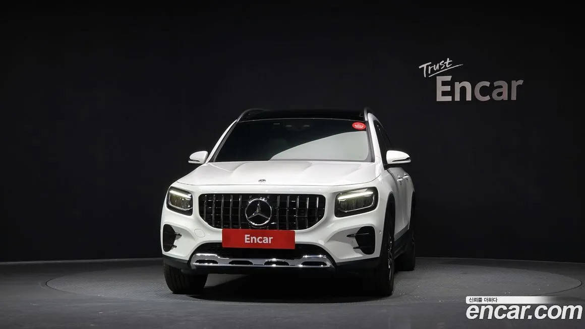 Mercedes-Benz GLB-Class — фото 4