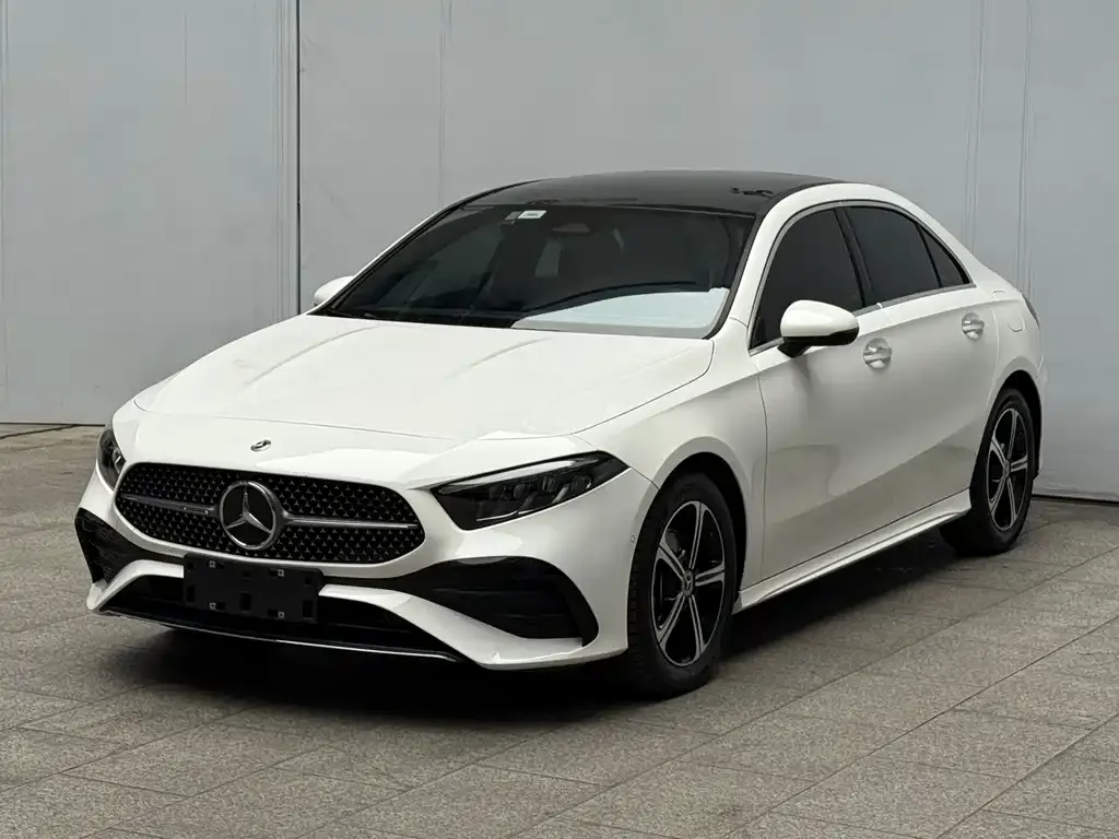 Mercedes-Benz A-Class — фото 1