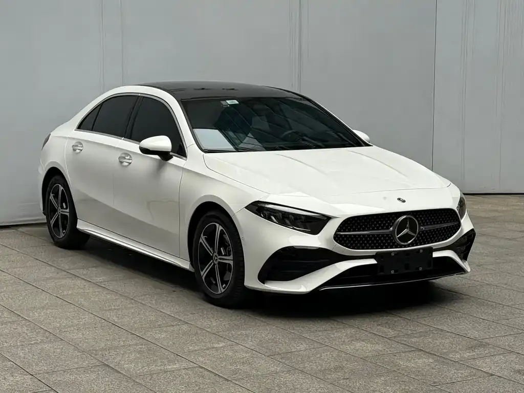 Mercedes-Benz A-Class — фото 9