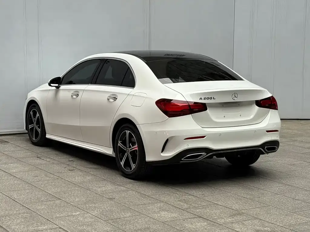 Mercedes-Benz A-Class — фото 8
