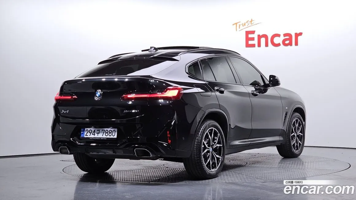 BMW X4 — фото 4