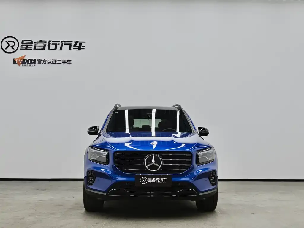 Mercedes-Benz GLB — фото 6