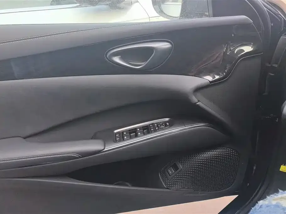BYD Seal — фото 4