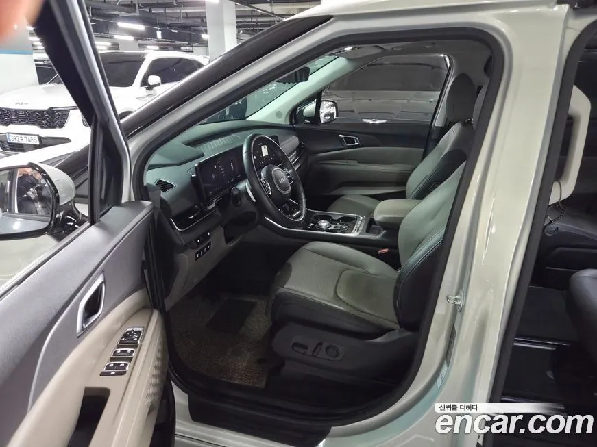 Kia Carnival — фото 2