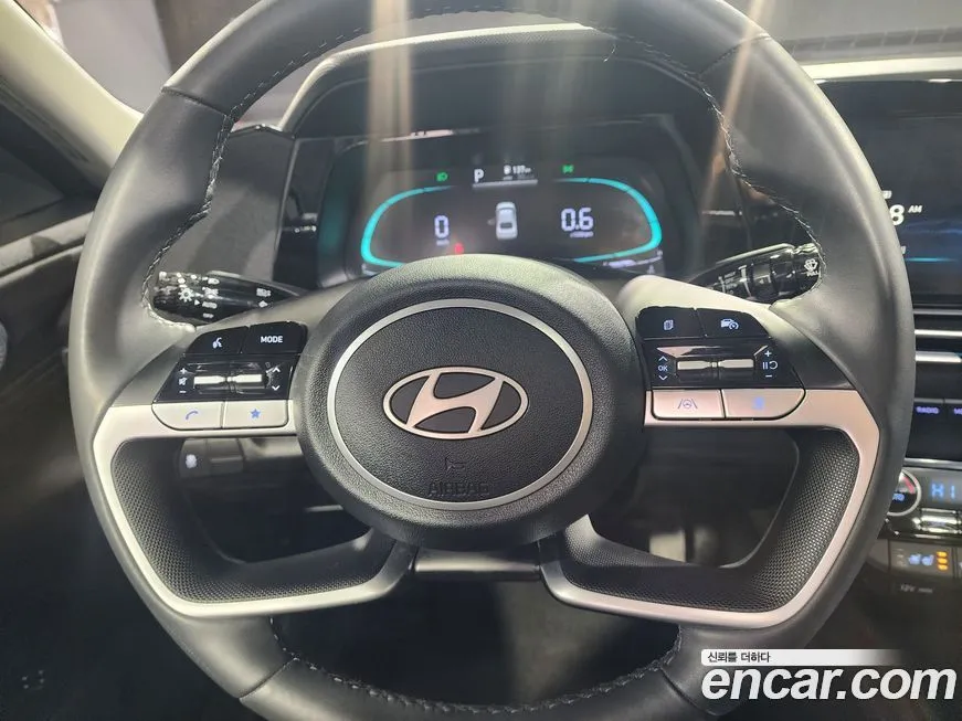 Hyundai AVANTE — фото 5