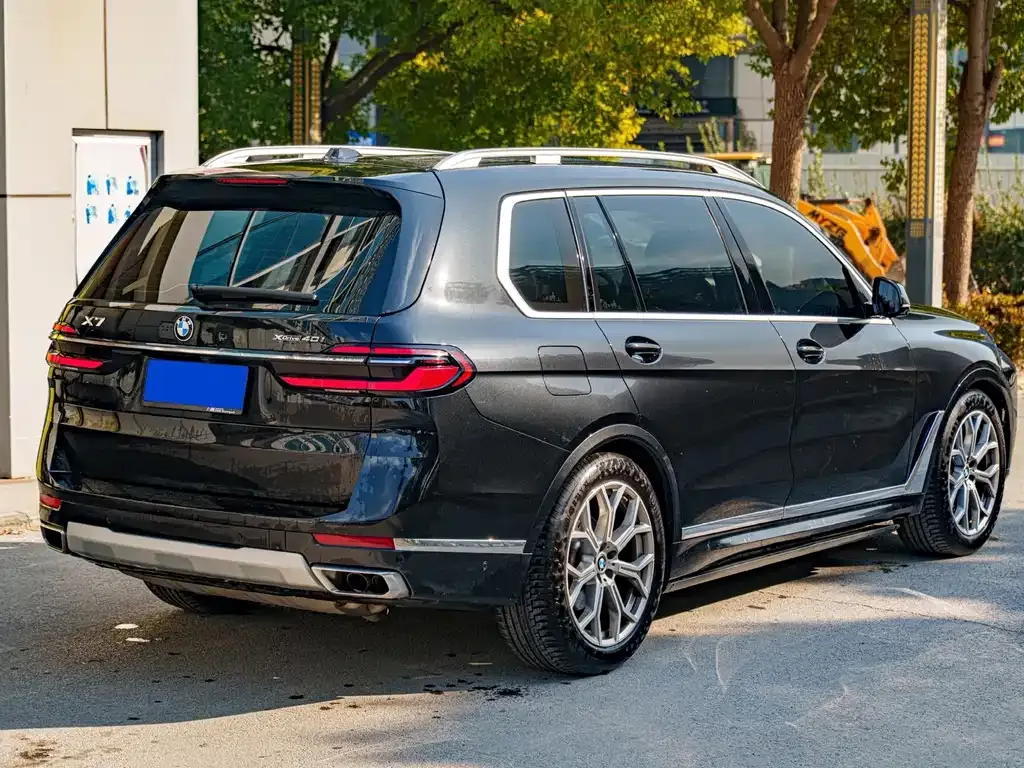 BMW X7 — фото 4